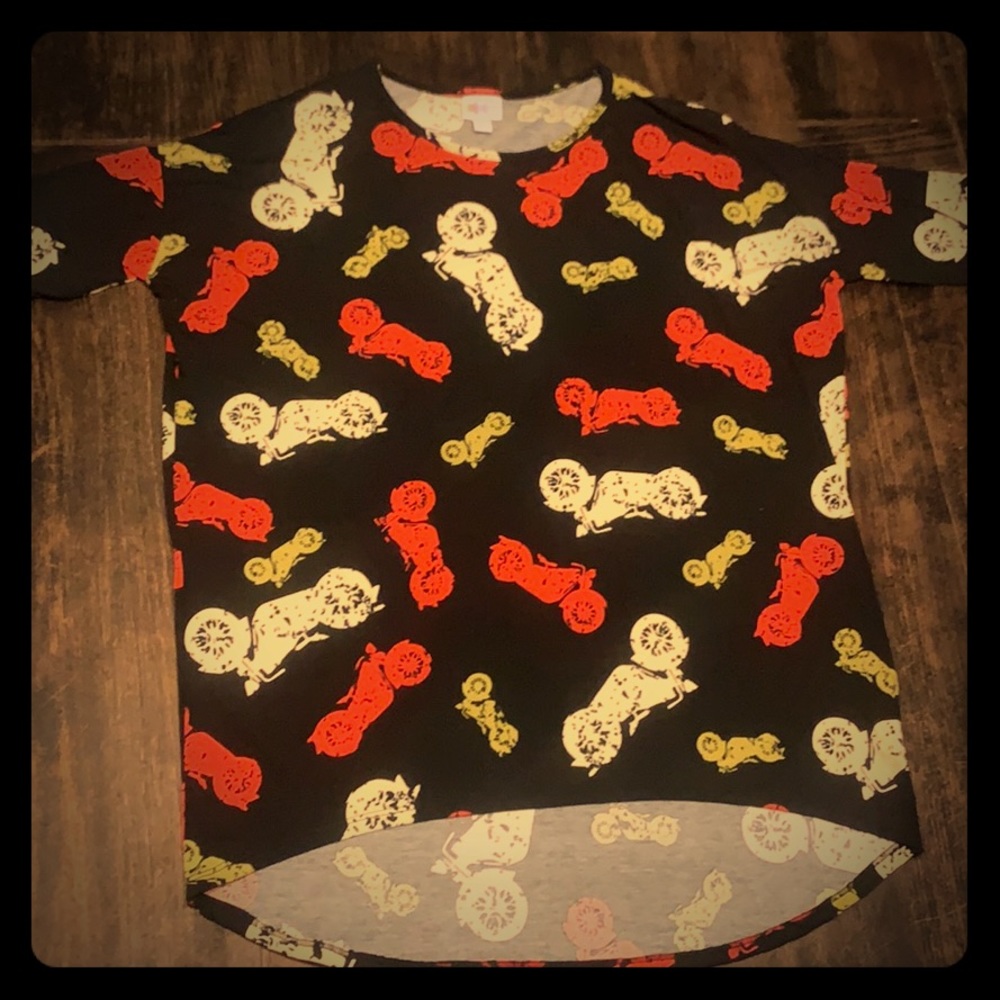 LuLaRoe Size S Blouse